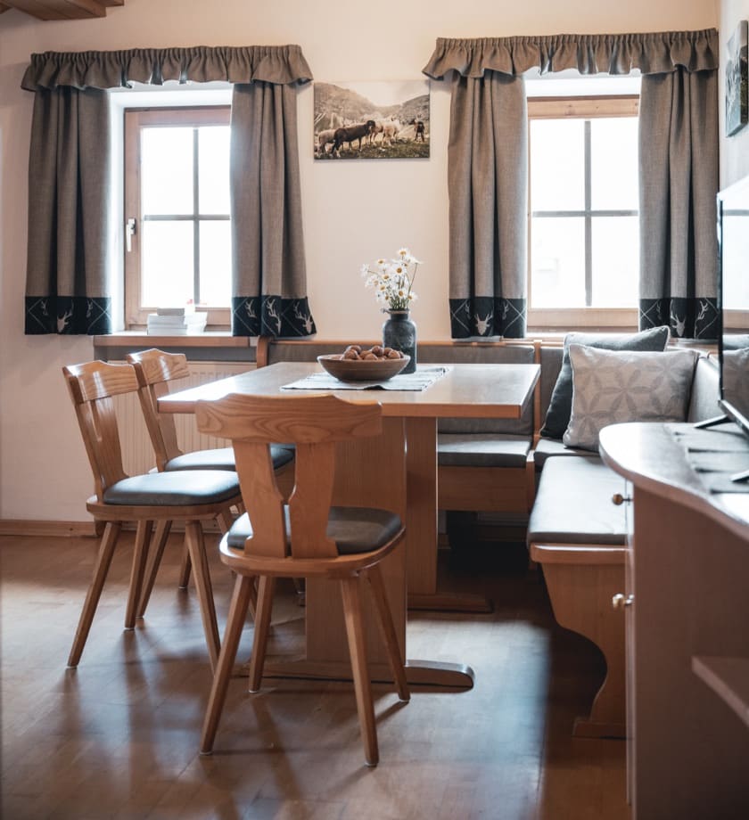 The village of Colfosco with the Sassongher from above